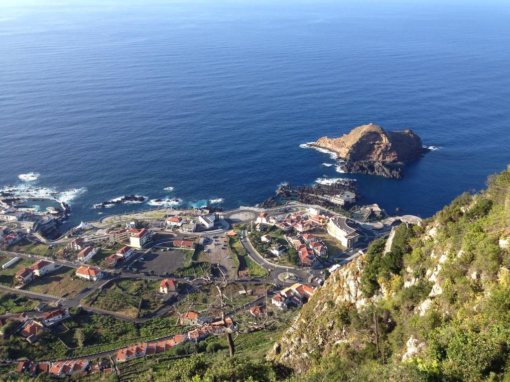 Bisbis House Casa de hóspedes Porto Moniz Exterior foto